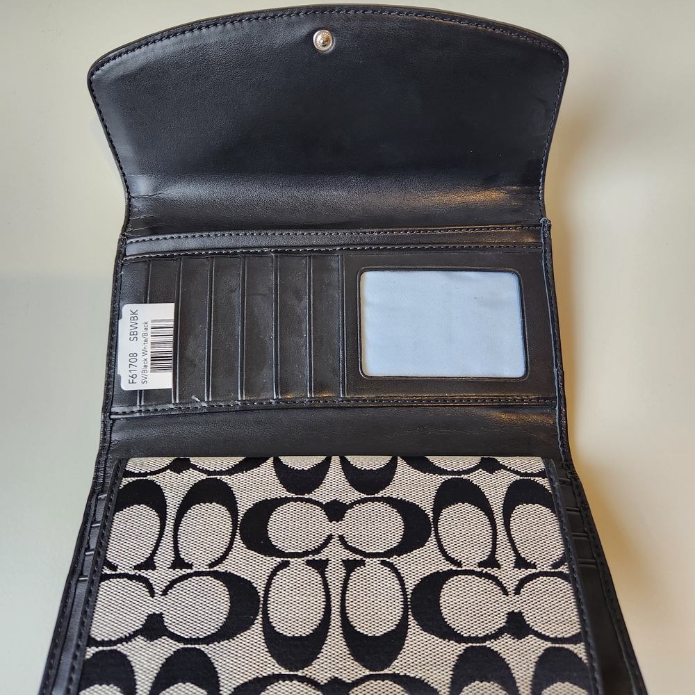 Coach Black and Cream Signature Wallet - Picture 6 of 9